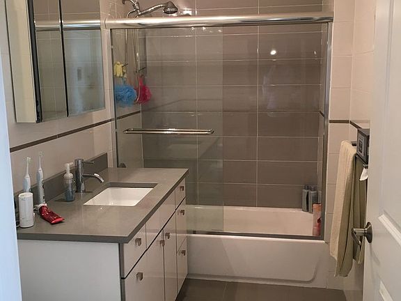 2nd image of 3171 38th St APT 3B