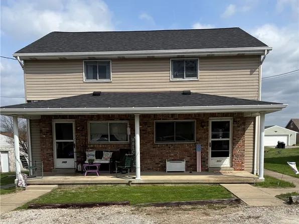 349-351 1st St, Lawrence, PA 15055