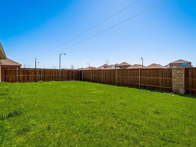2317 Mount Olive Ln — Photo 24
