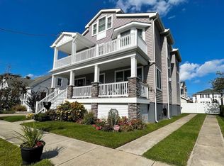21 N Essex Ave, Margate, NJ 08402