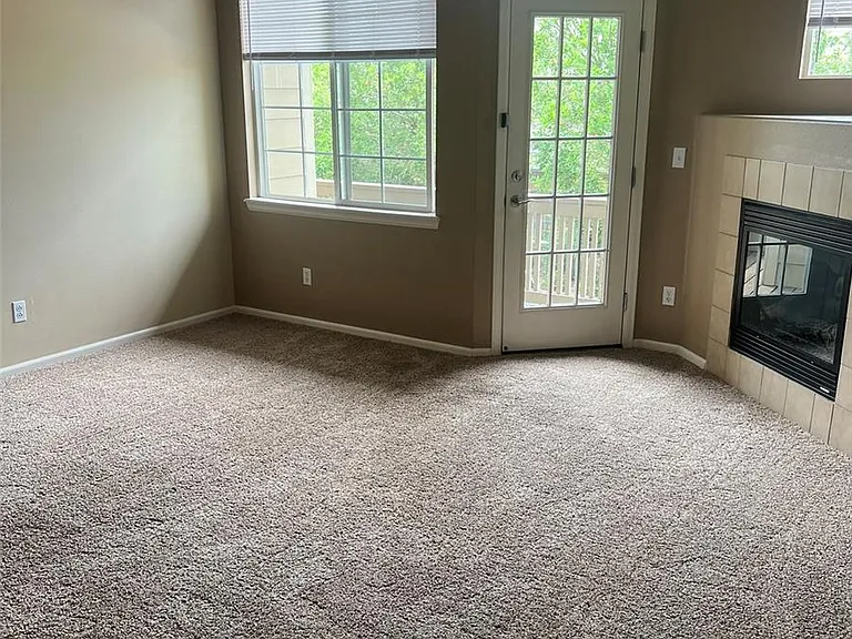 220 Granby Way #A — Photo 2