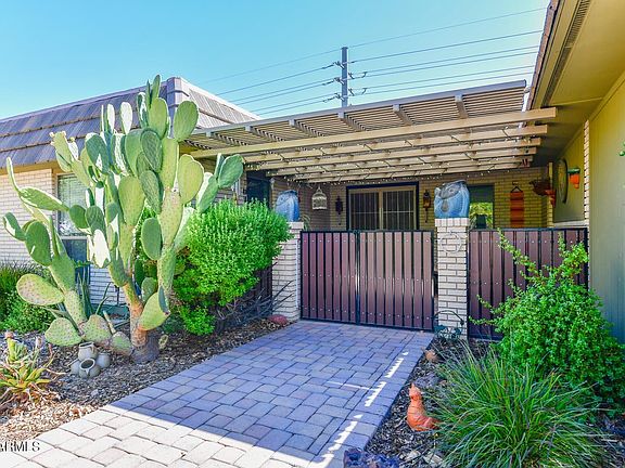 4th image of 10007 N Balboa Dr
