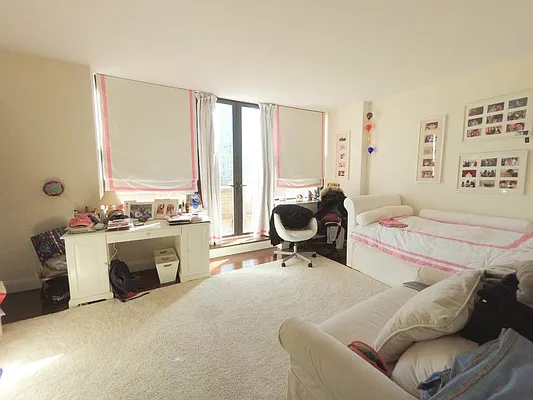 Rented by Douglas Elliman | media 19