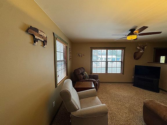 5th image of 1585 Lolich Rd