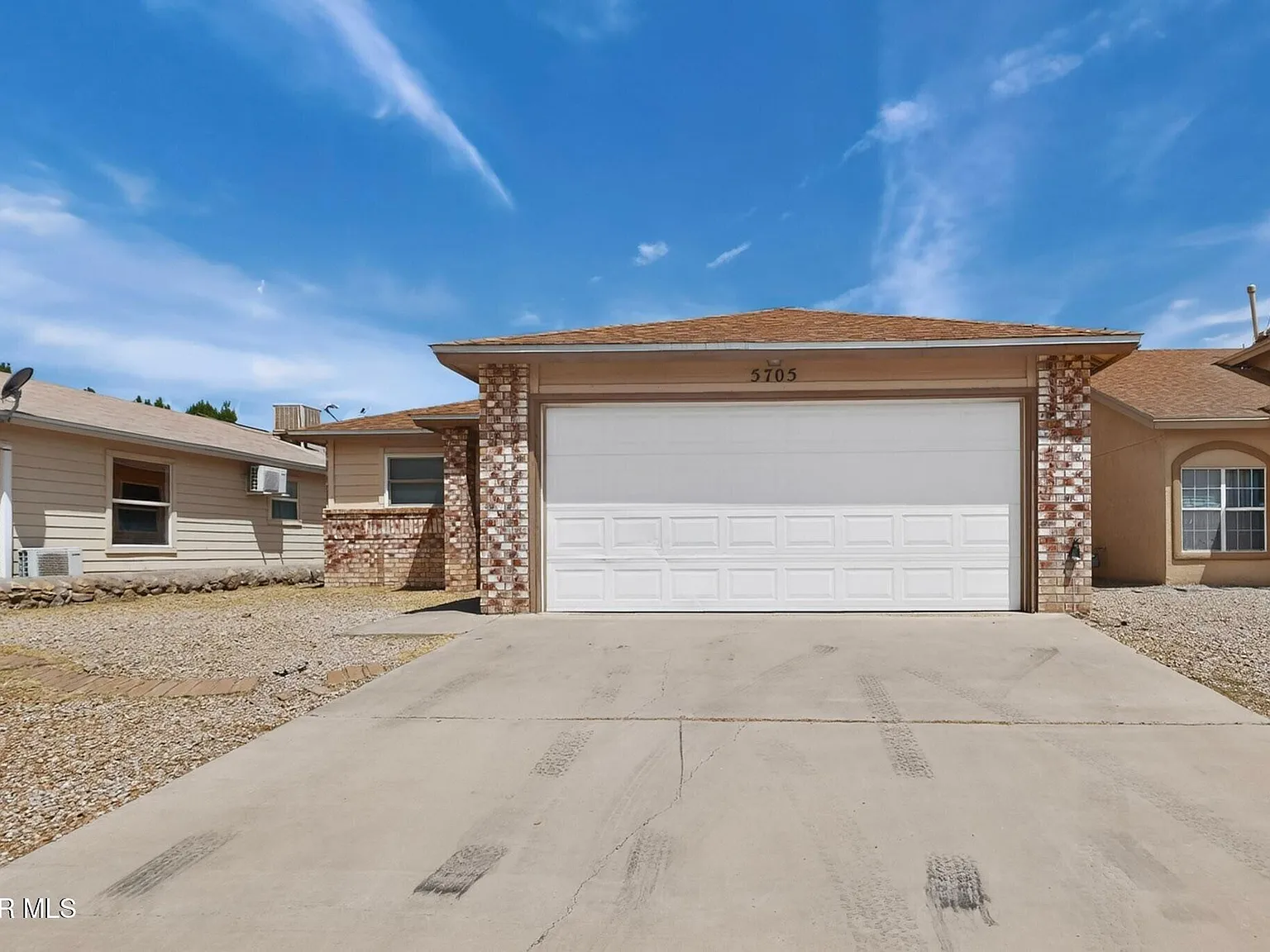 3 bed, 2.0 bath, 1046 sqft, $1,500 — Photo 3