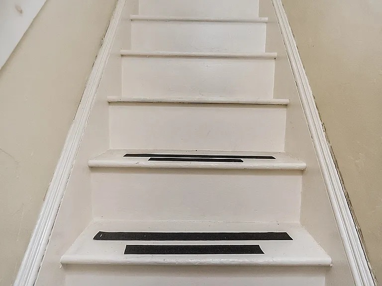 19 Railroad Ave — Photo 10
