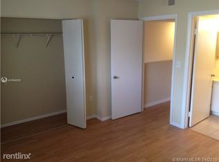 309 Palm Cir E, Hollywood, FL 33025