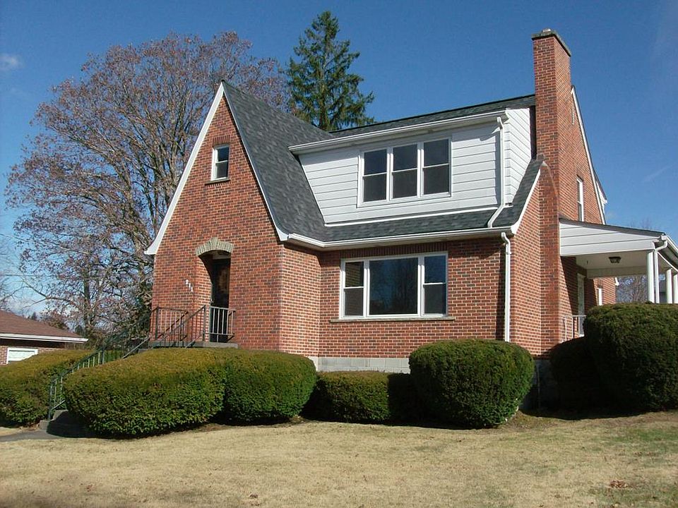 1st image of 211 S Vance Dr