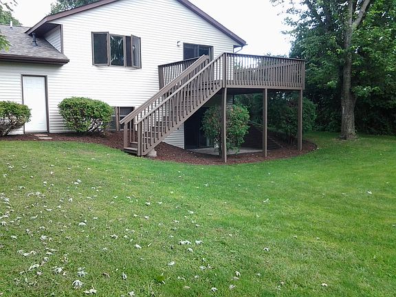 2nd image of 1912 Greenwood Dr NE