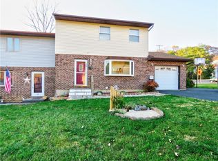 807 Nantucket Cir, Bethlehem, PA 18015