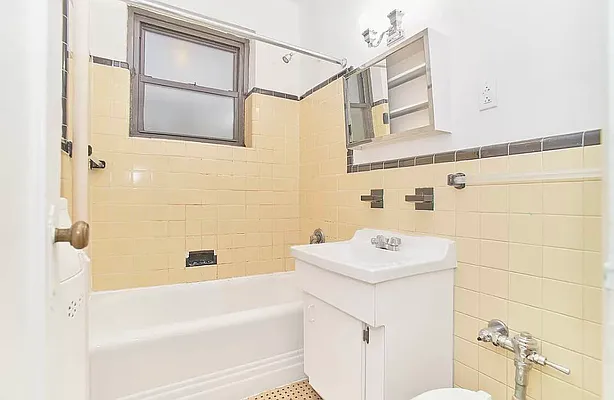 Rented by Living New York | media 7