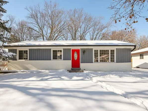 7047 North 44th STREET, Milwaukee, WI 53223