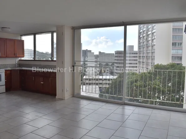 1702 Kewalo St, Honolulu, HI