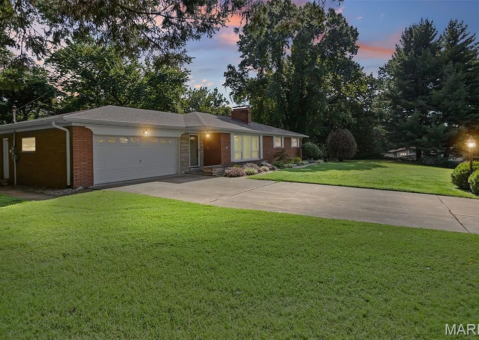 1st image of 123 Rex Dr