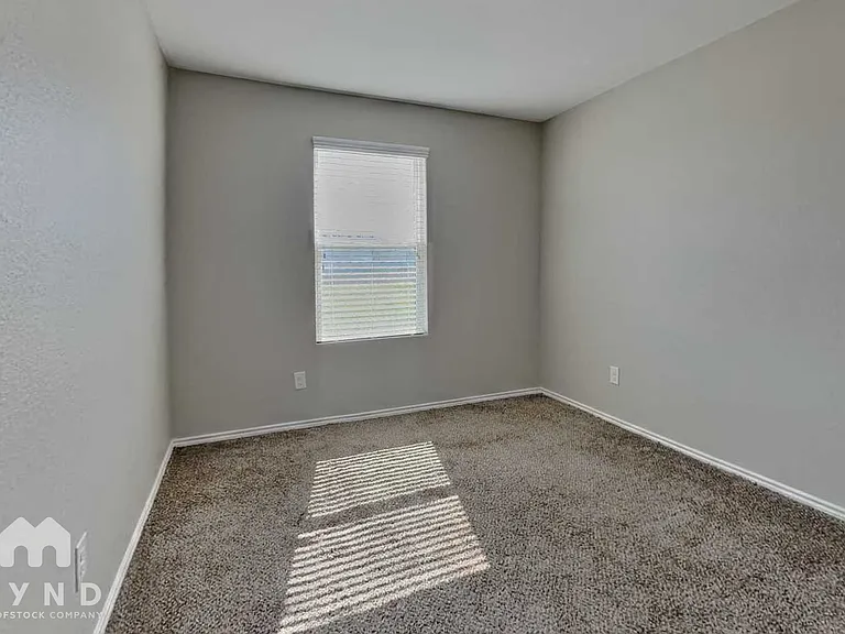 9515 Apple Ridge Ln — Photo 13