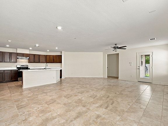 5th image of 12906 Zivah Ln