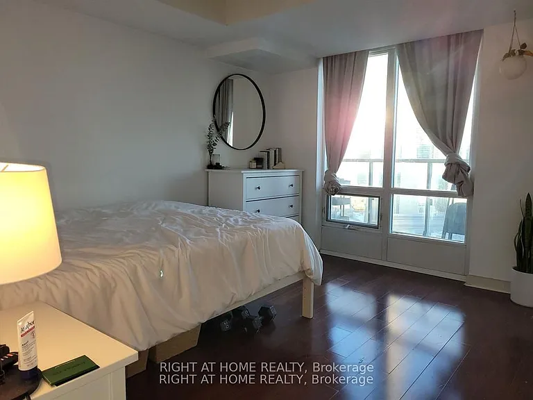 361 Front St W #3205 — Photo 7
