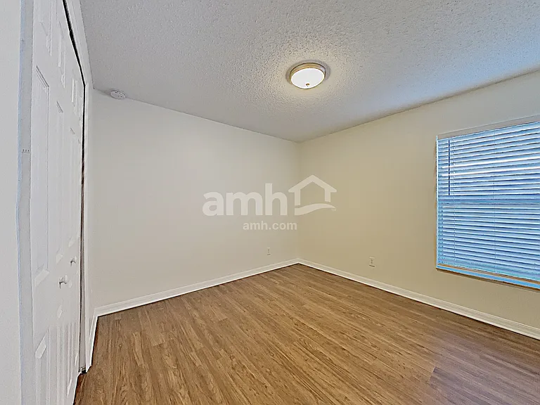 1066 Bluegrass Dr — Photo 18
