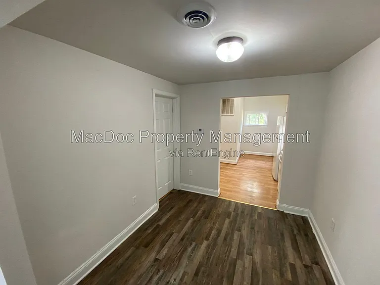 806 Weedon St #A — Photo 7