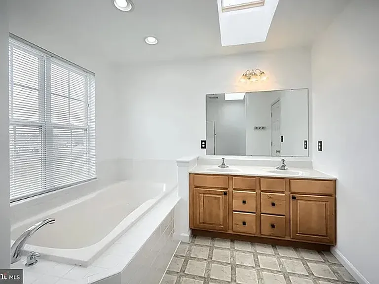 1193 Ledge Dr — Photo 13