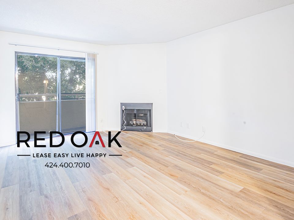 1st image of 2725 Abbot Kinney Blvd #216