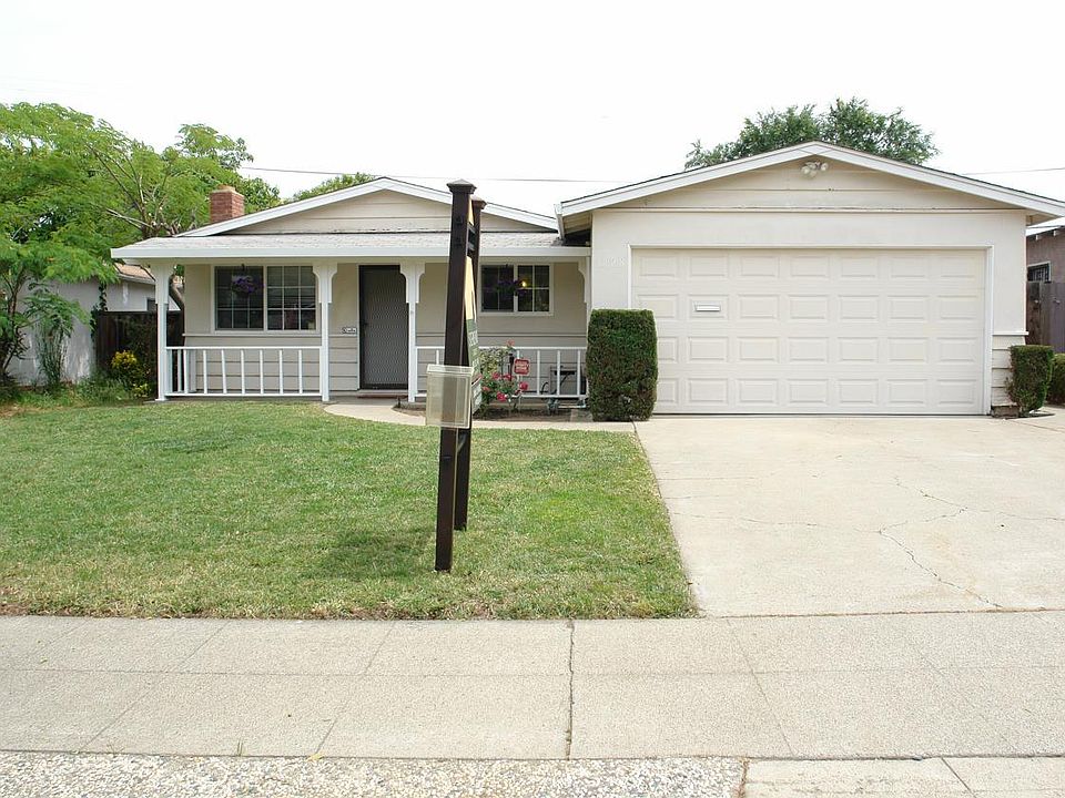 1st image of 3928 Ezie St