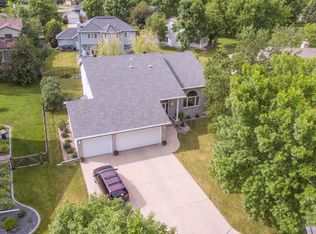 4216 S Rivershore Dr, Moorhead, MN 56560