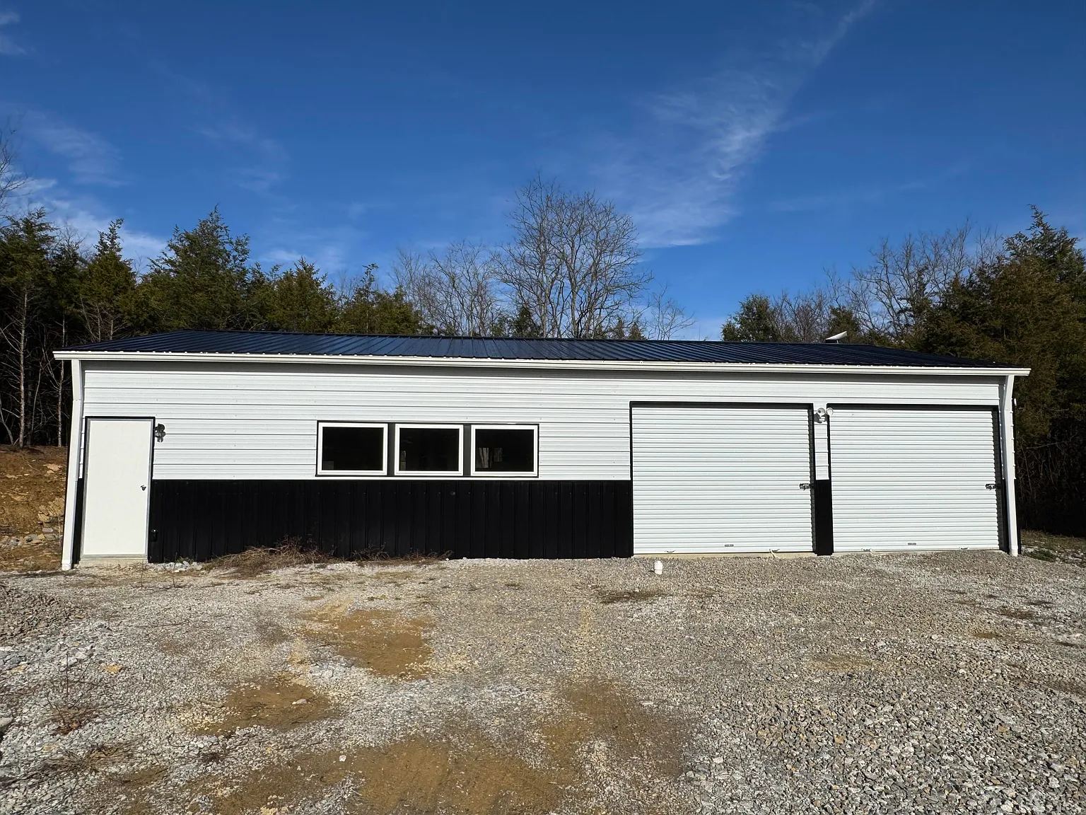 11175 New Columbus Rd photo 1