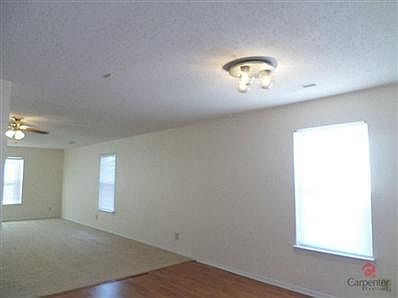 5th image of 2336 Shadowbrook Dr