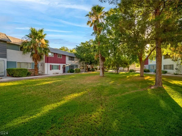 651 Greenbriar Townhouse Way #Na, Las Vegas, NV 89121