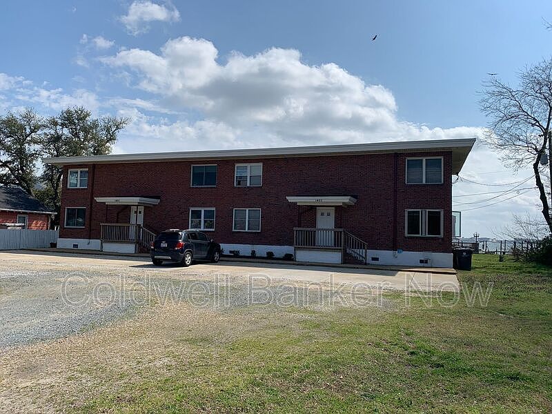 1st image of 1407 Bayville St #7