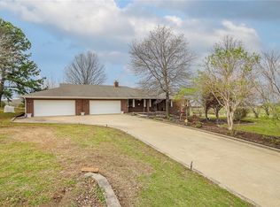 15840 Bill Campbell Rd, Prairie Grove, AR 72753