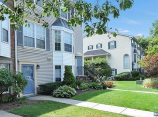 703 Pepperidge Rd, Mahwah, NJ 07430