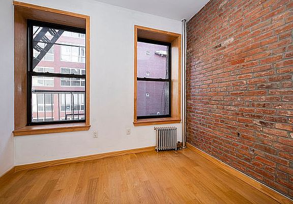 3rd image of 110 Madison St #7AA