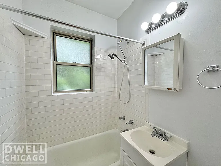 2537 N Sawyer Ave #1 — Photo 9