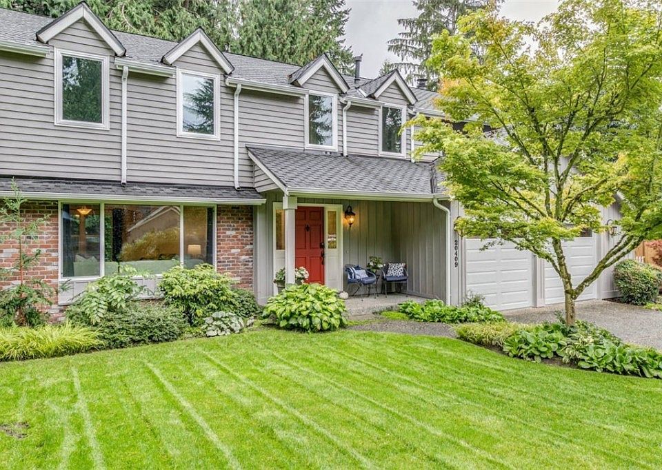 1st image of 20409 NE 41st St