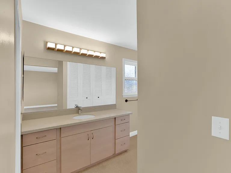 7013 Elmsdale Dr — Photo 19