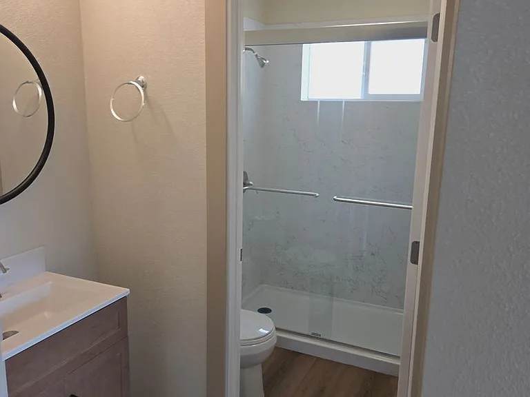 1805 Saint James Pl — Photo 20