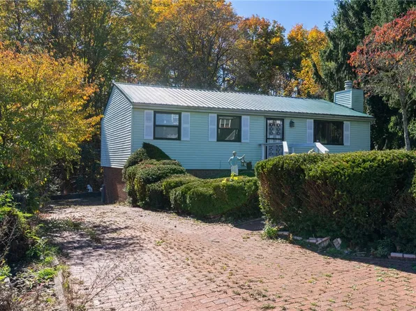 265 Sherwood Dr, Monaca, PA 15061