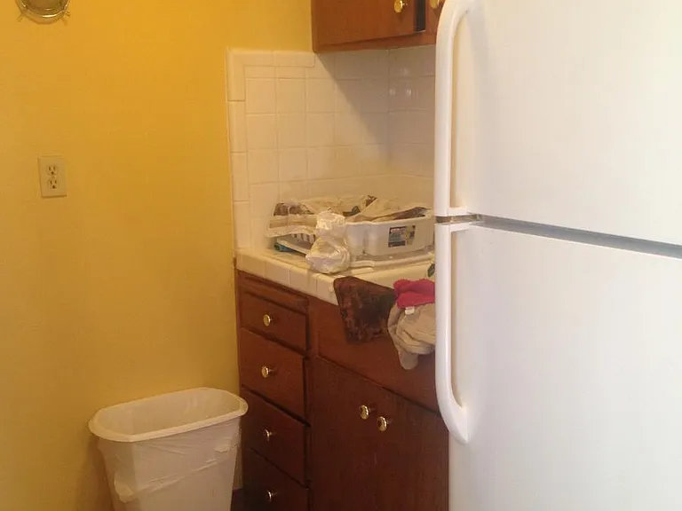 1634 Virginia Ave #8 — Photo 6