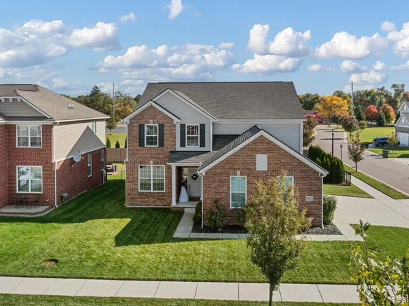 49322 Nicholette Dr, Shelby Township, MI 48317