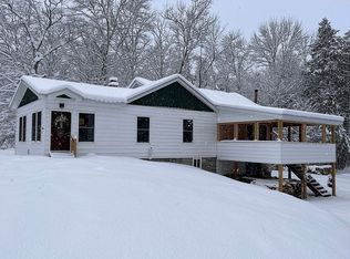 5098 State Route 28n, Newcomb, NY 12852