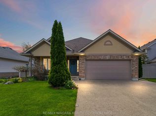 14 Nicholas Dr, Saint Catharines, ON L2S4C2