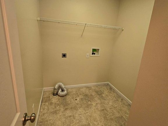 3rd image of 2034 Westborough Dr