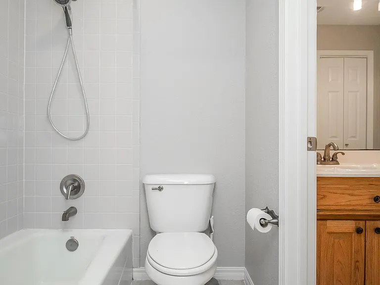 4 W La Quinta Ct — Photo 36