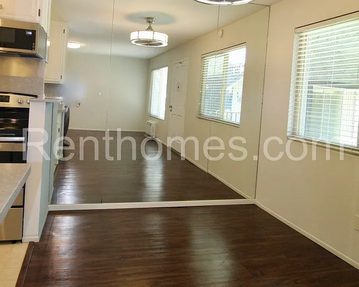 8150 Lemon Ave #114 — Photo 7
