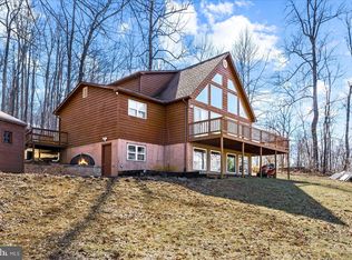 586 Tulip Poplar Dr, Linden, VA 22642