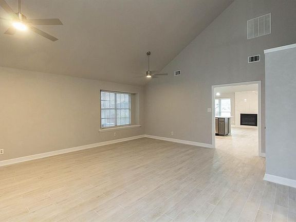 3rd image of 4607 Dusk Meadow Dr