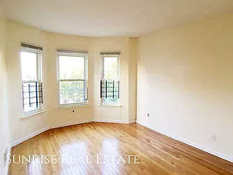 Rented by Sunrise Real Estate