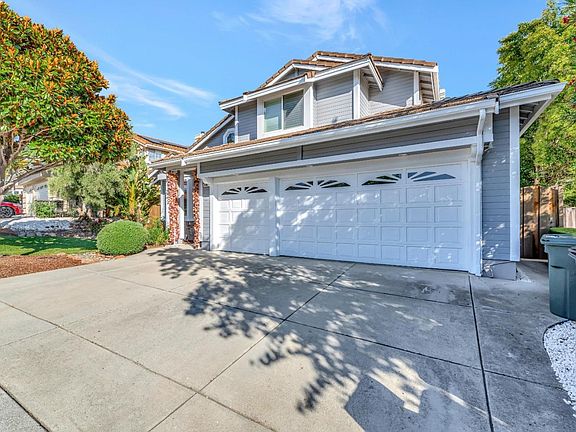 3rd image of 2816 Mira Bella Cir
